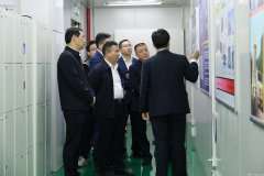 宜春市电子信息产业链招商小分队莅临太原逸凡医学研究有限公司参观调研